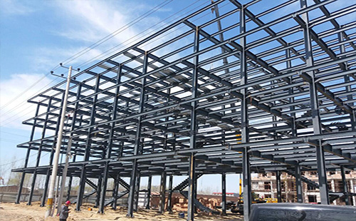 临潭临潭钢结构厂房屋面选材指南:确保性能与经济性的完美结合 临潭临潭钢结构厂房屋面选材指南:确保性能与经济性的完美结合